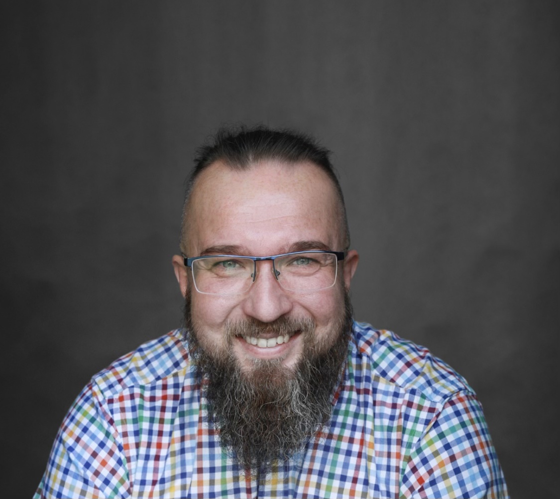 O nas Rafał Ratajczak Psycholog i terapeuta integracji sensorycznej